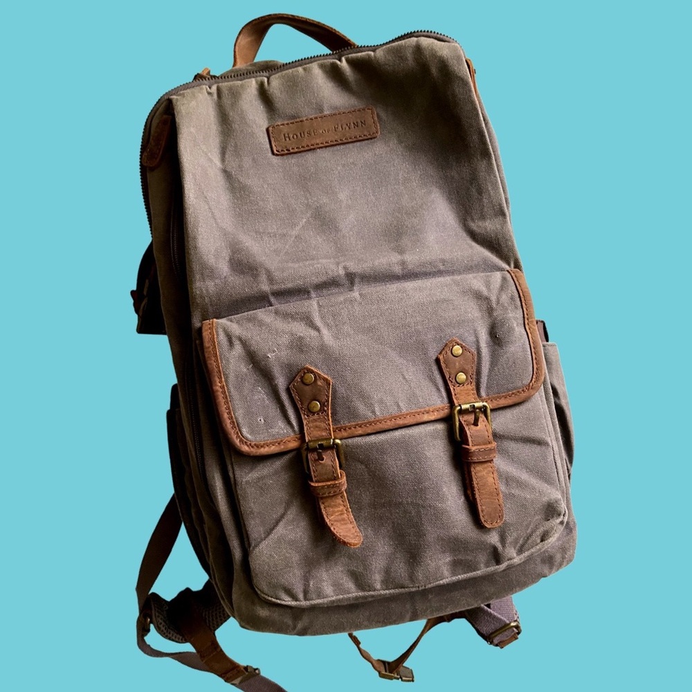 House of Flynn The Backpack Large Camera Bag